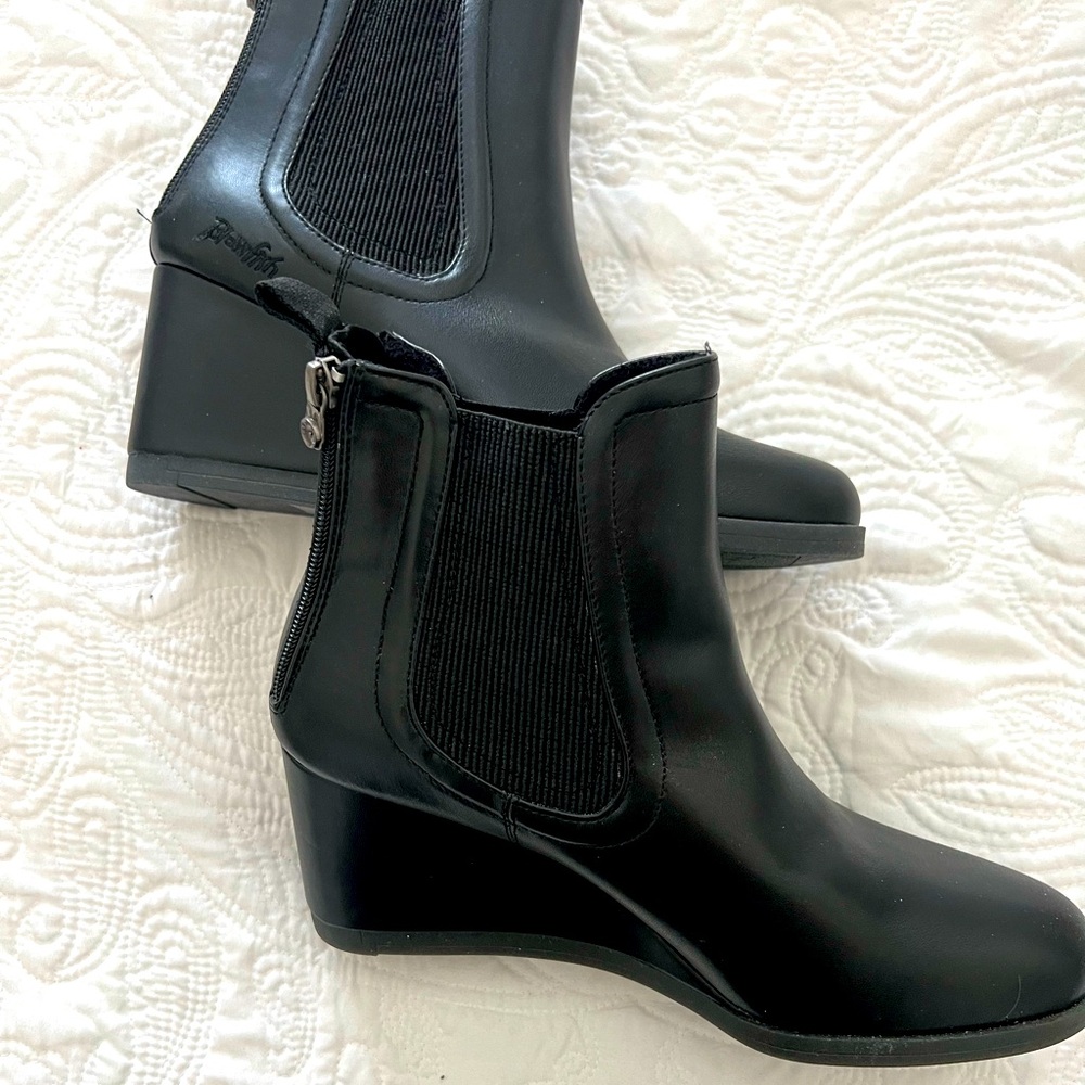 Blowfish Black 🥾 Booties